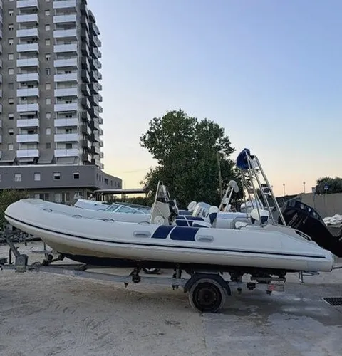 Barco disponible para alquiler en Alicante, Comunidad Valenciana